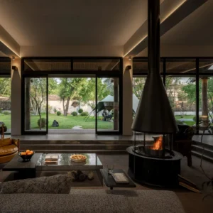 Rural Style Homestay and Hotel Design Featuring Log Wood Minimalism and Warm Color Tones Custom Furniture Countryside Guesthouse