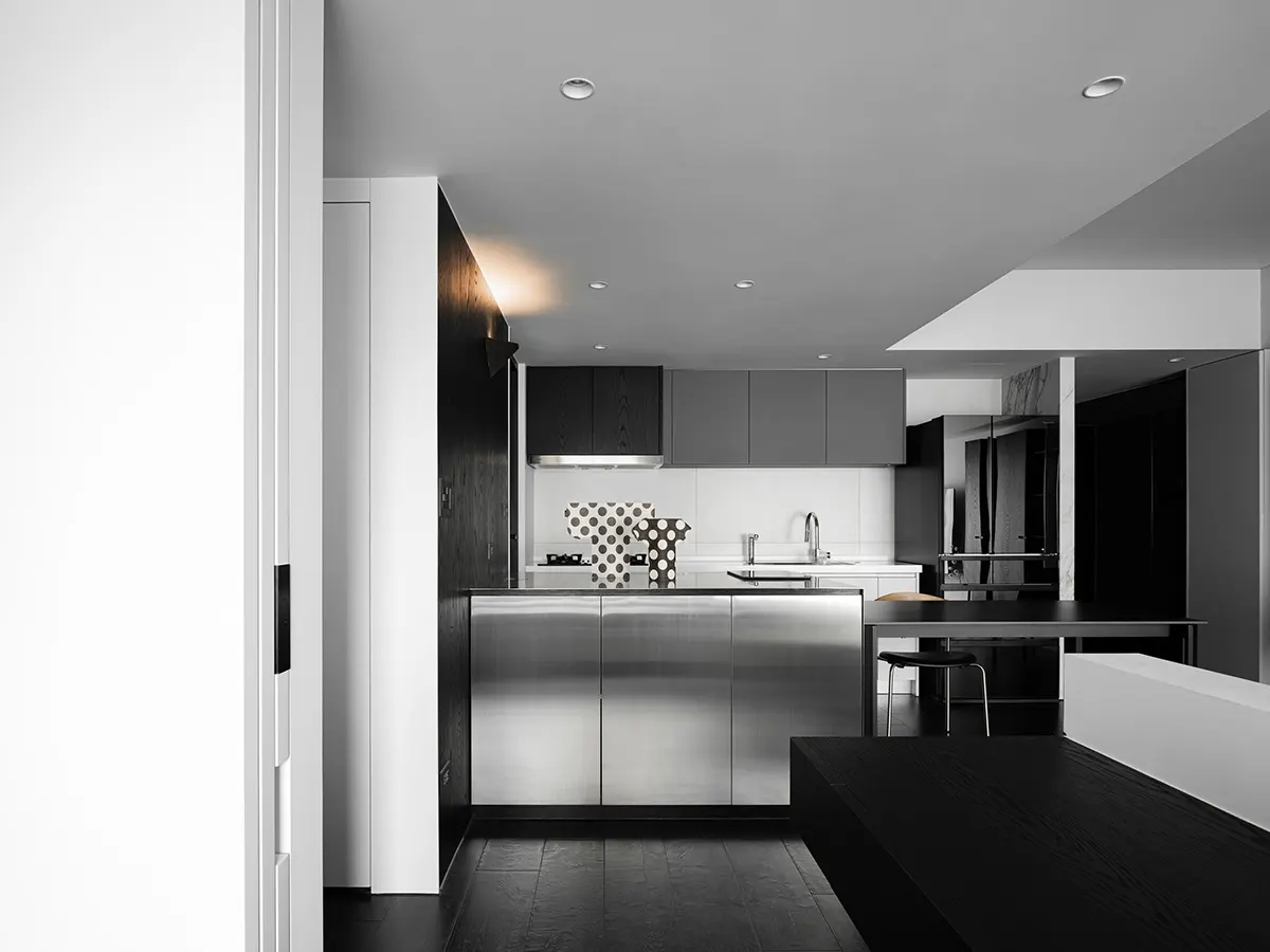 Dark Black Kitchen Cabinet Modern Melamine Board Wood Modular Stainless Steel Cabinet Furniture Apartment Villa Island Cabinet - 图片 2